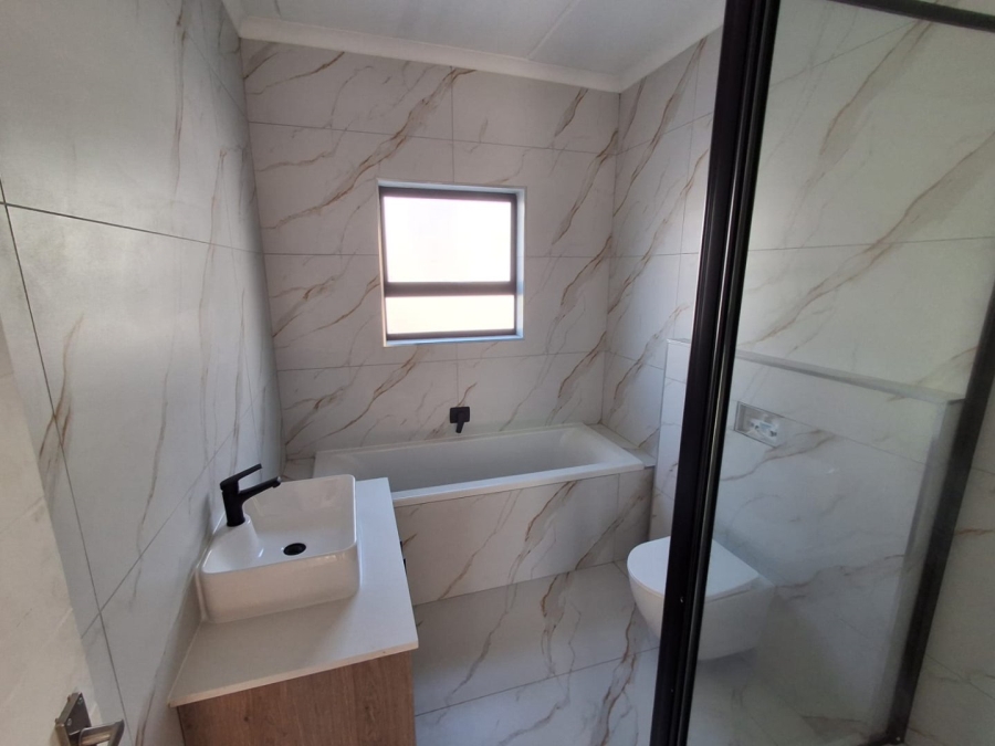 3 Bedroom Property for Sale in Sandown Western Cape